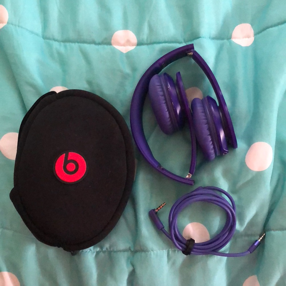 Beats solo HD Headphones by Dr. Dre